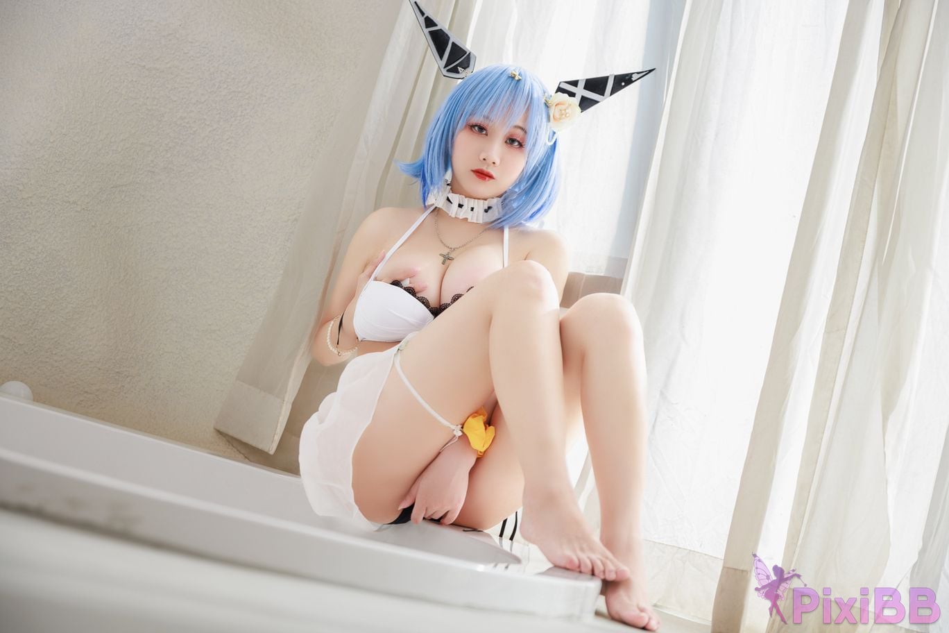 Cosplayer A Xuexue azur lane Gascogne swimwear PixiBB.COM 024