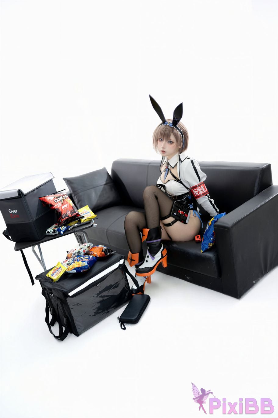 Cosplayer Zhiyue Etsu ko Takeaway Rabbit PixiBB.COM 012