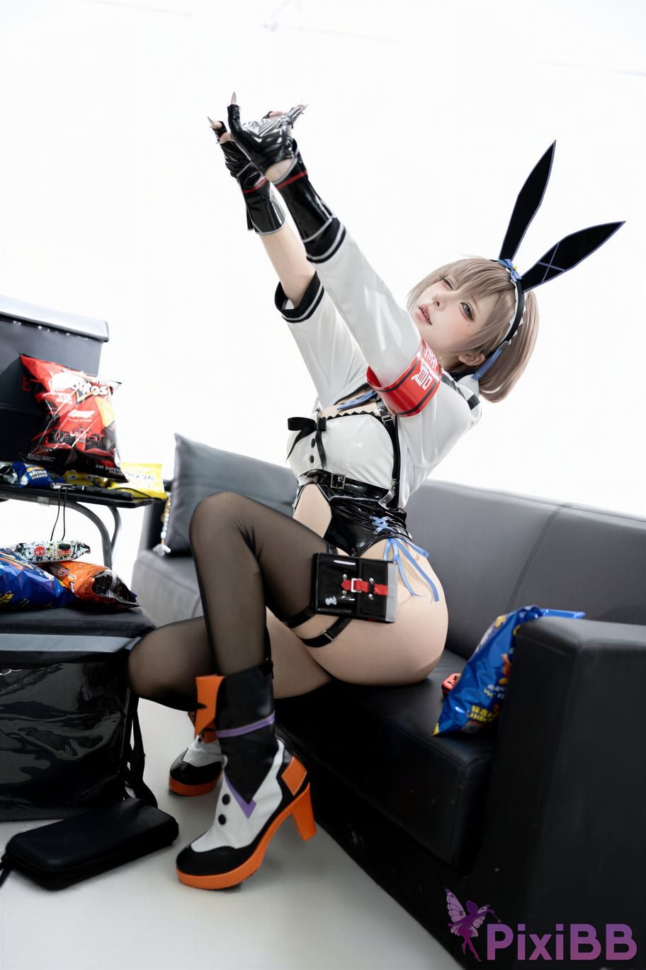 Cosplayer Zhiyue Etsu ko Takeaway Rabbit PixiBB.COM 023