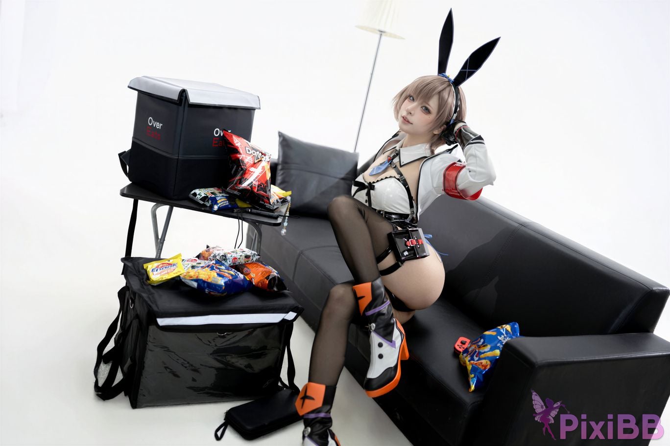 Cosplayer Zhiyue Etsu ko Takeaway Rabbit PixiBB.COM 034