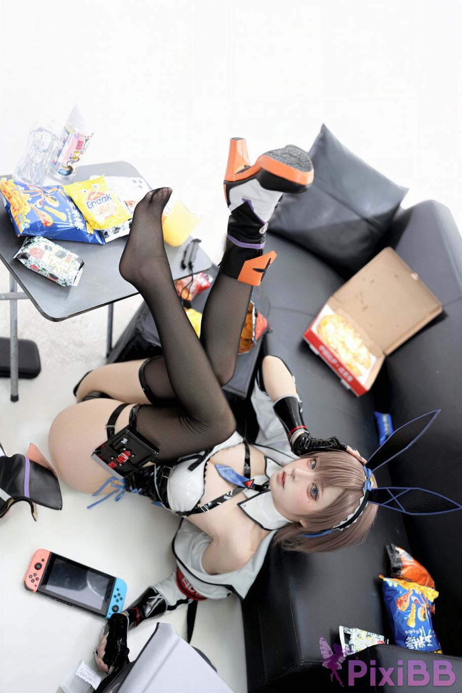 Cosplayer Zhiyue Etsu ko Takeaway Rabbit PixiBB.COM 040