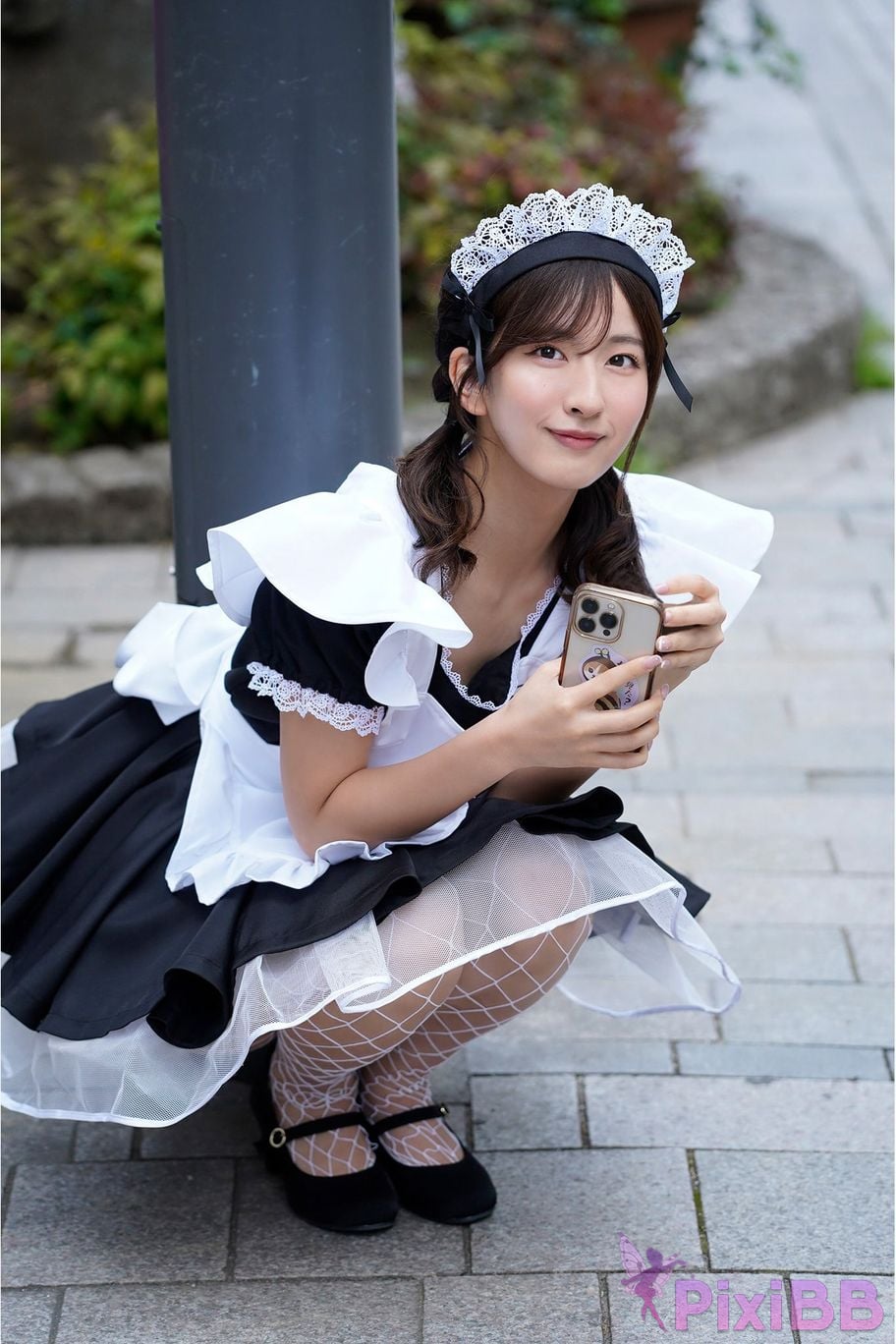 Japanese Idol Rina Saito Miss Magazines Asoviva Old and new gal showdown Shinjuku edition Yanmaga digital photo book PixiBB.COM 002