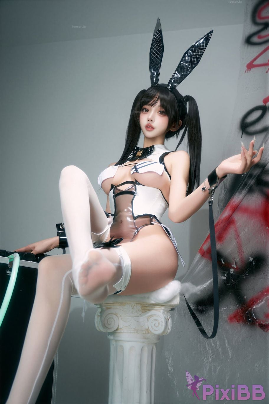 Cosplayer Expired rice noodles Nikke goddess of victory bey sparkle bunny girl PixiBB.COM 006