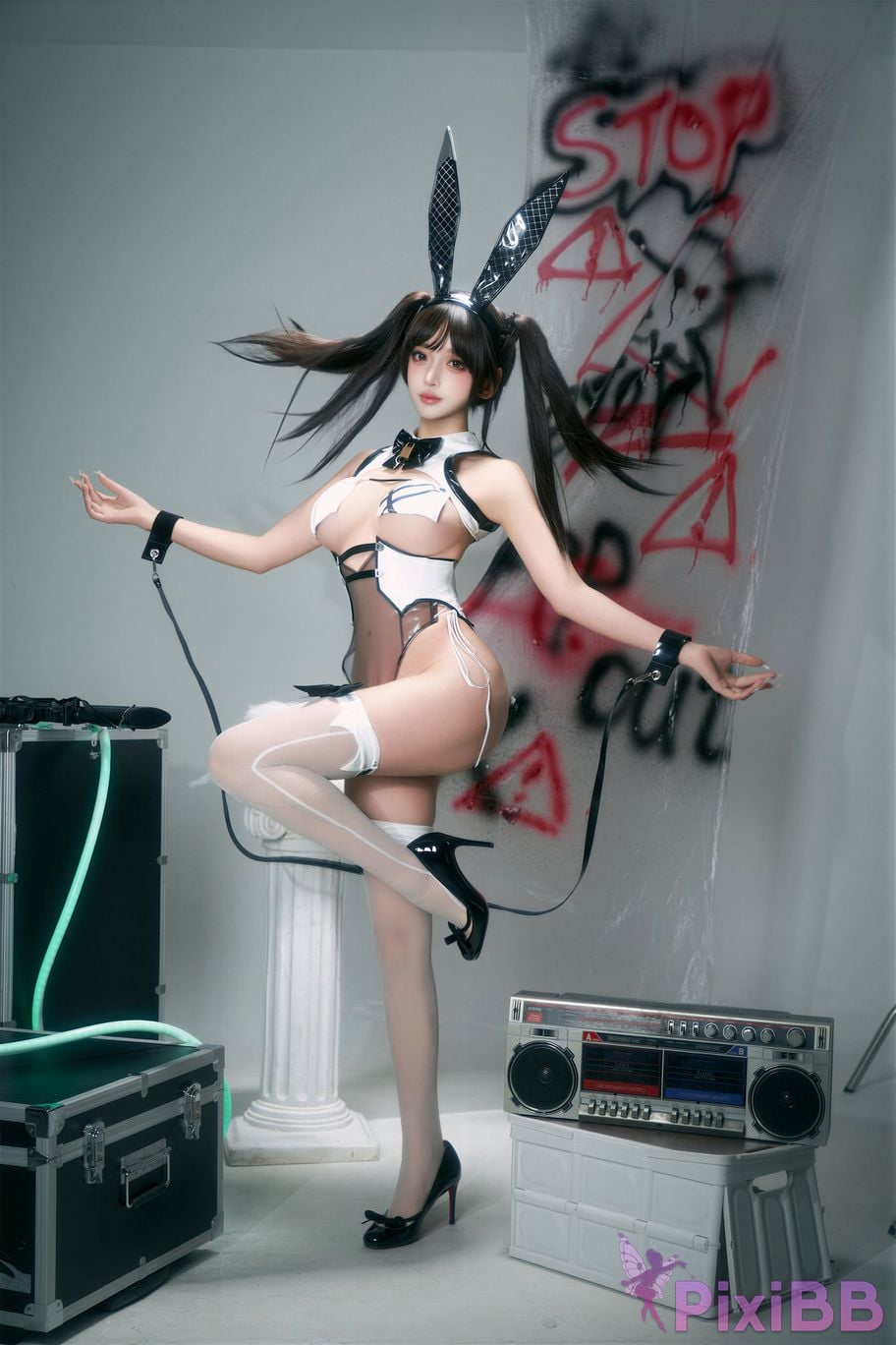 Cosplayer Expired rice noodles Nikke goddess of victory bey sparkle bunny girl PixiBB.COM 017