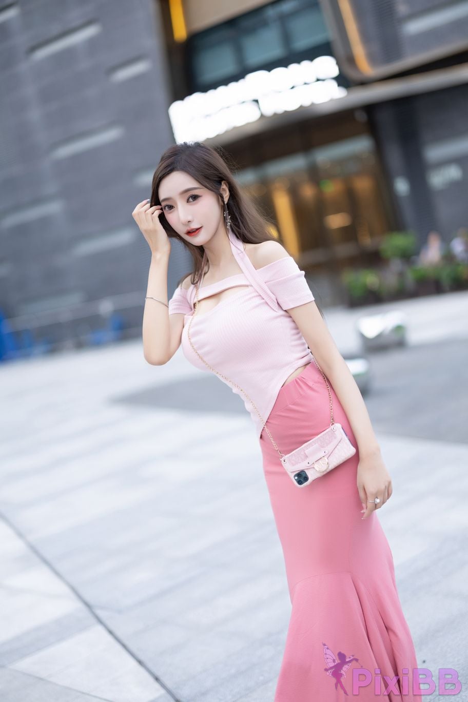 No watermark for in app purchases Wang Xinyao Yanni Pink top and skirt with baby cow PixiBB.COM 007