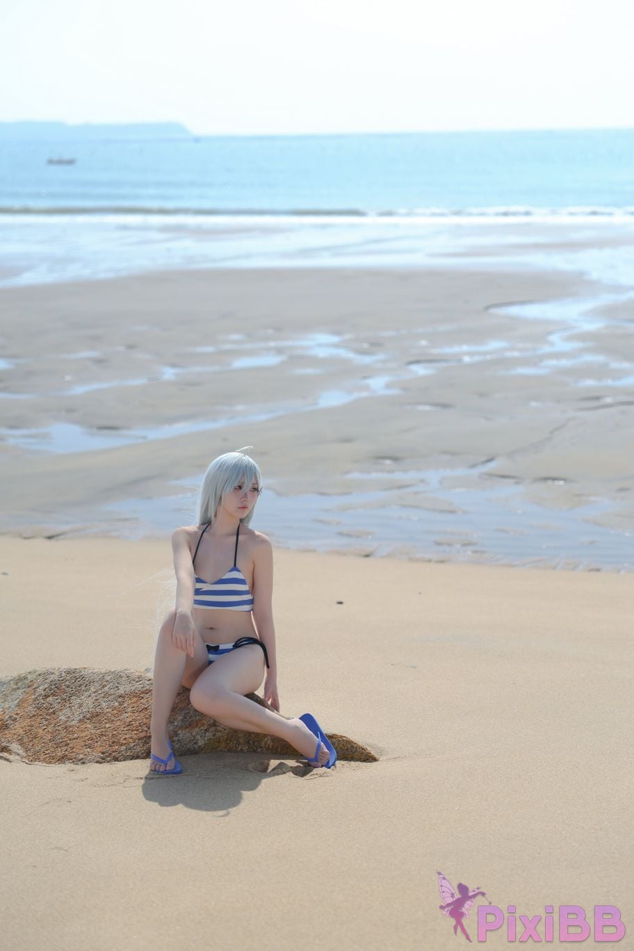 Cosplayer G44 wont get hurt Ghost swimsuit PixiBB.COM 010