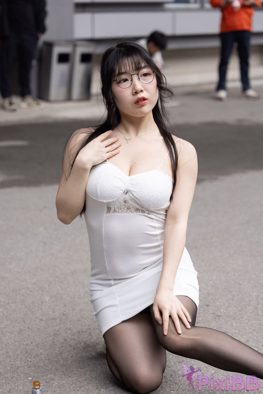 Featured Street Photography Works No.5795 Plump Ke Tang Xiao Yuan black stockings jade feet PixiBB.COM 064