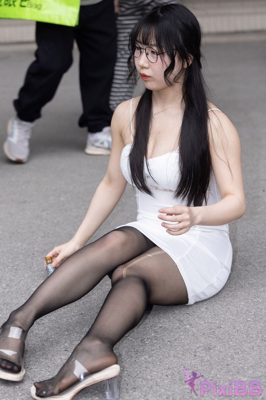 Featured Street Photography Works No.5795 Plump Ke Tang Xiao Yuan black stockings jade feet PixiBB.COM 169