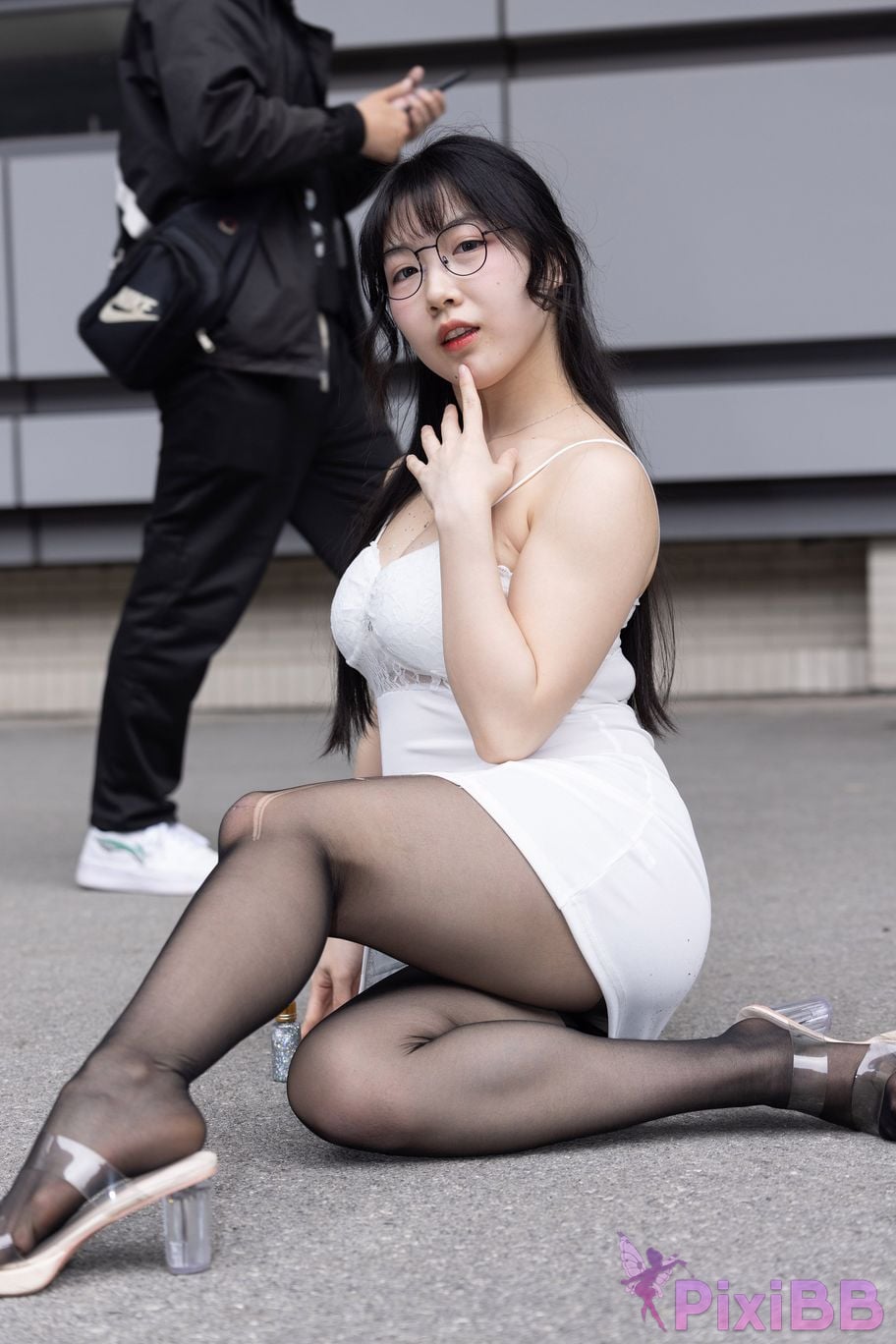 Featured Street Photography Works No.5795 Plump Ke Tang Xiao Yuan black stockings jade feet PixiBB.COM 200