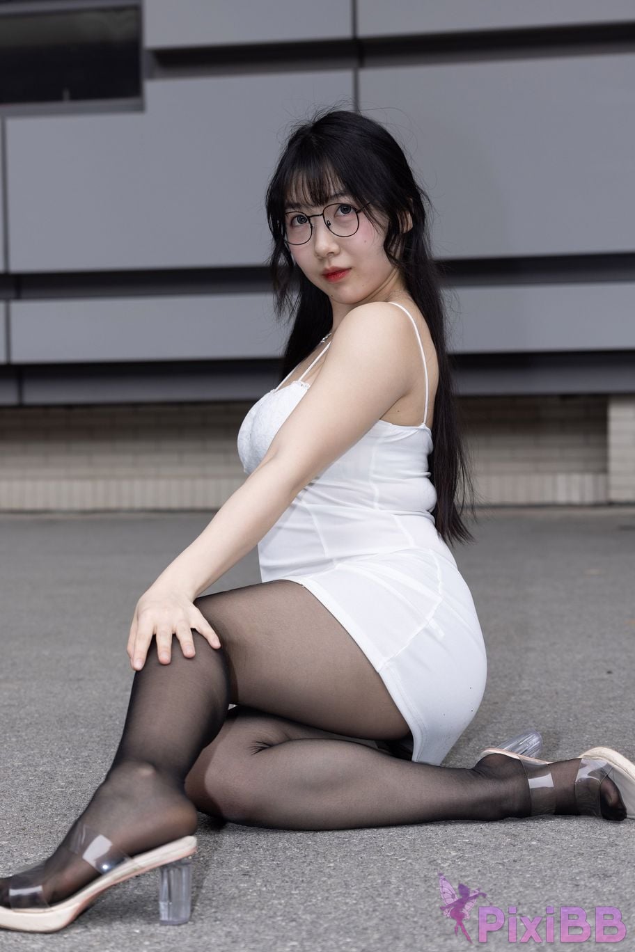 Featured Street Photography Works No.5795 Plump Ke Tang Xiao Yuan black stockings jade feet PixiBB.COM 219
