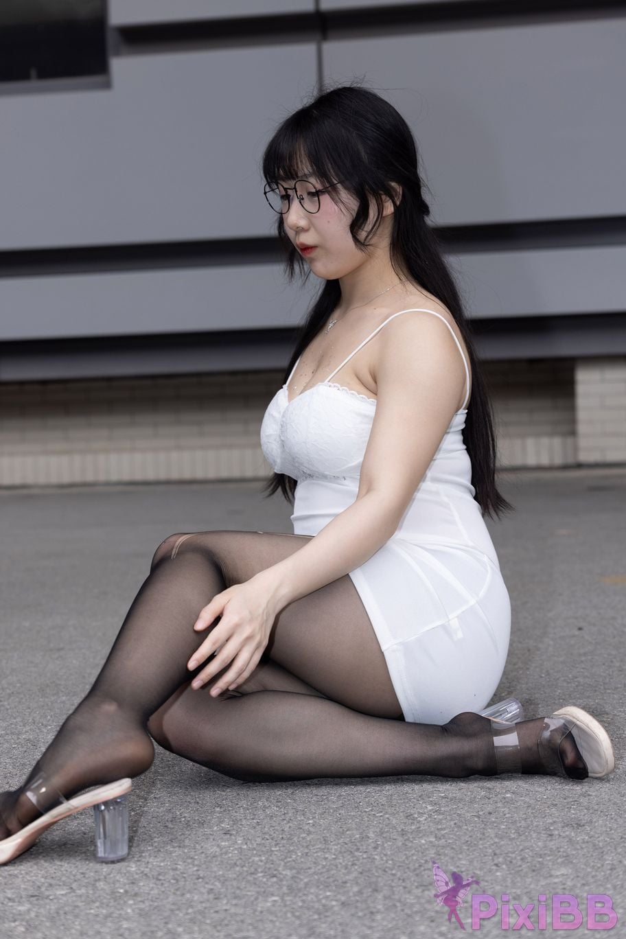Featured Street Photography Works No.5795 Plump Ke Tang Xiao Yuan black stockings jade feet PixiBB.COM 230