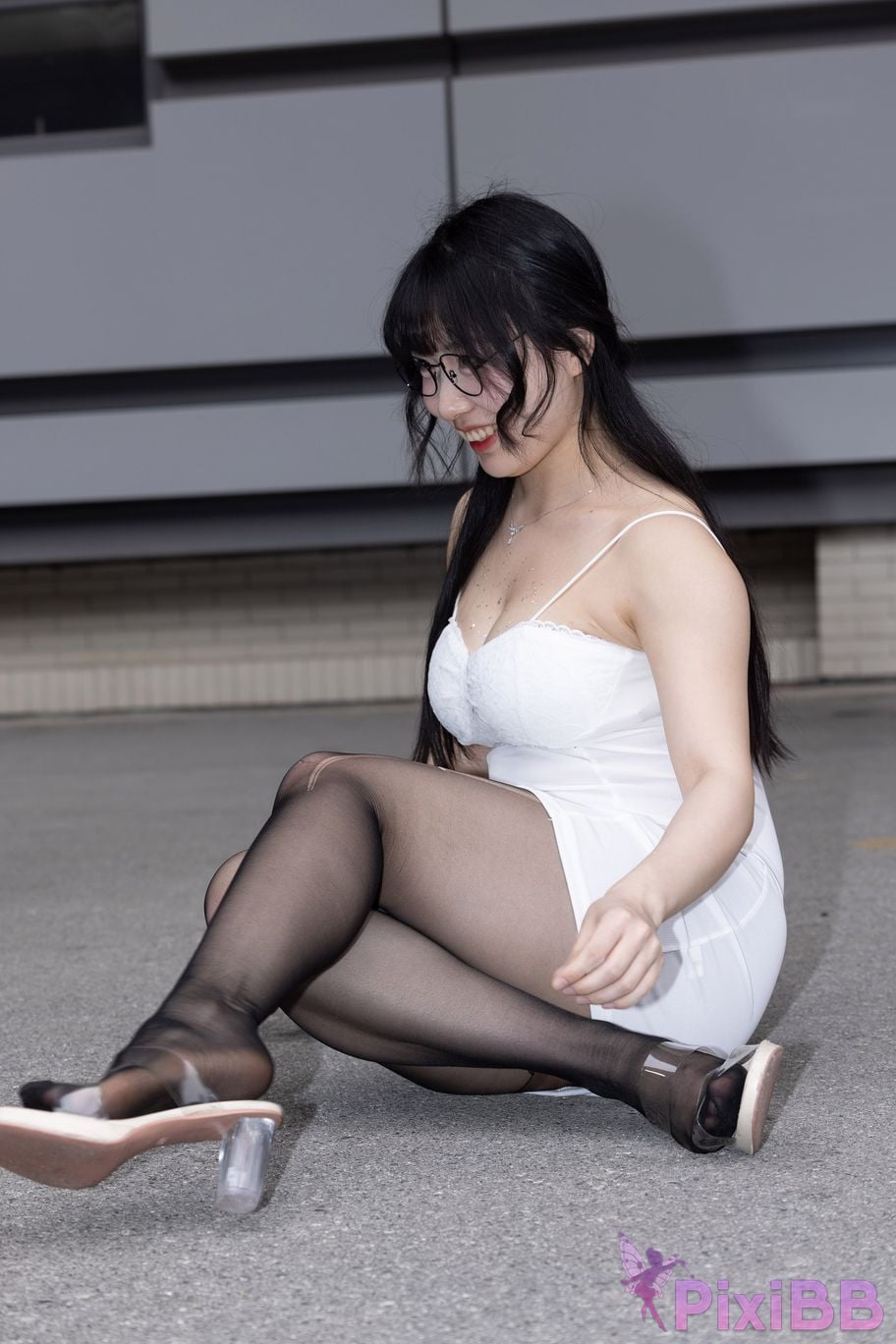 Featured Street Photography Works No.5795 Plump Ke Tang Xiao Yuan black stockings jade feet PixiBB.COM 233