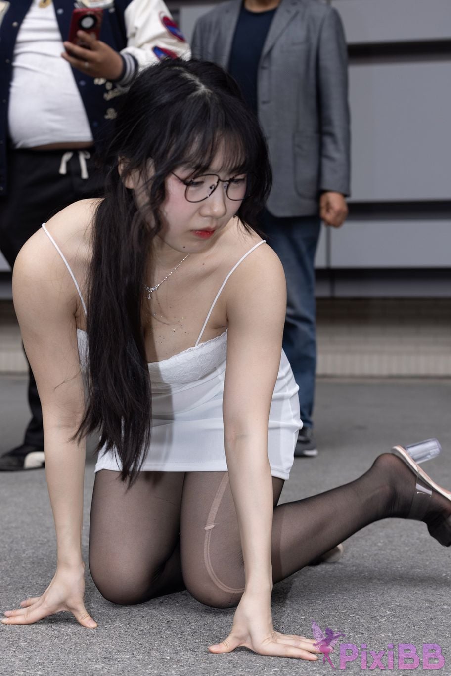 Featured Street Photography Works No.5795 Plump Ke Tang Xiao Yuan black stockings jade feet PixiBB.COM 250