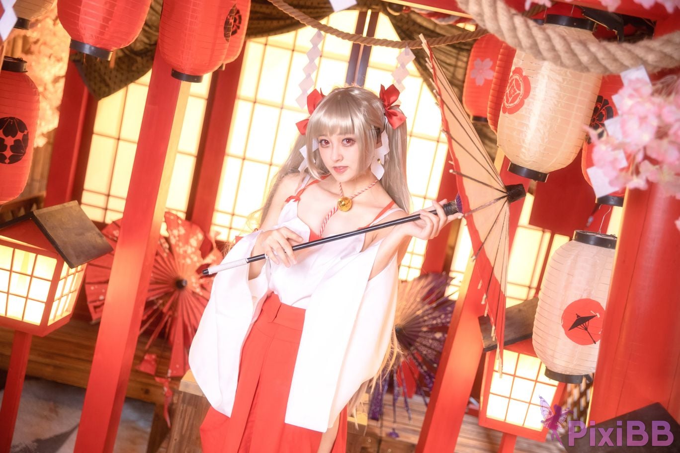 Cosplayer Luisa zero yarn azur lane Awesome shrine maiden PixiBB.COM 002