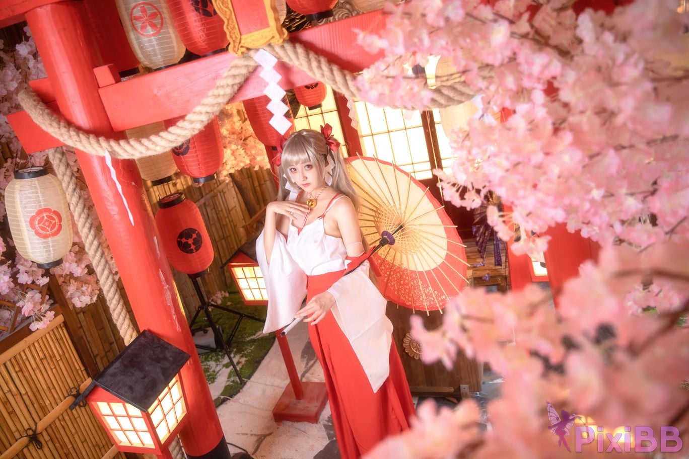 Cosplayer Luisa zero yarn azur lane Awesome shrine maiden PixiBB.COM 003