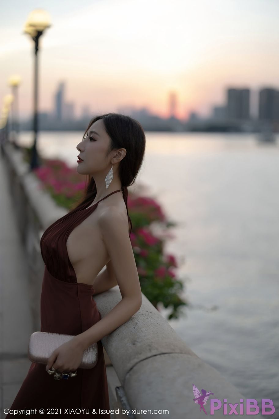 XiaoYu Vol.590 Yanni Wang Xin Yao PixiBB.COM 001