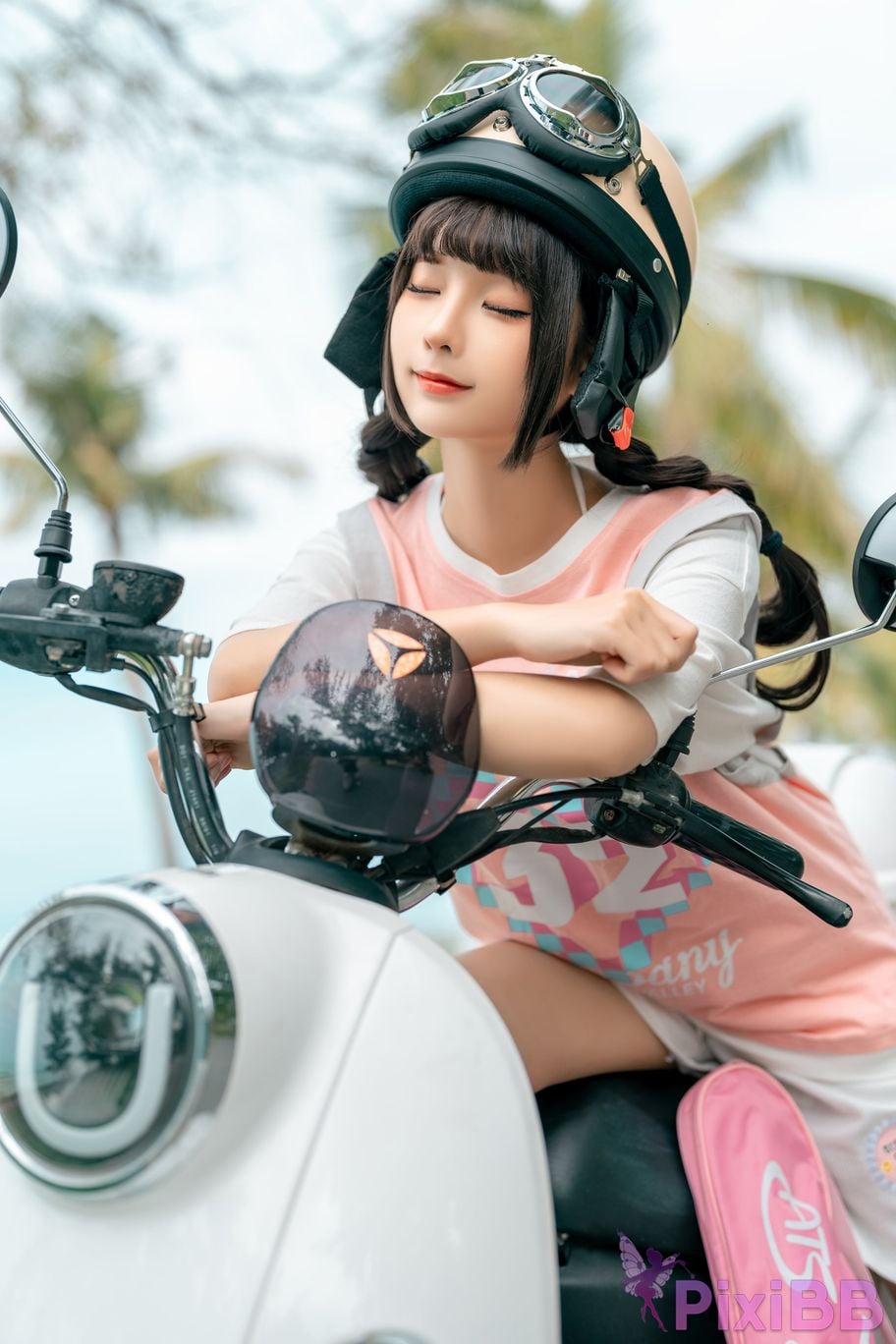 Coser chunmomo chunmomo Electric Car PixiBB.COM 099