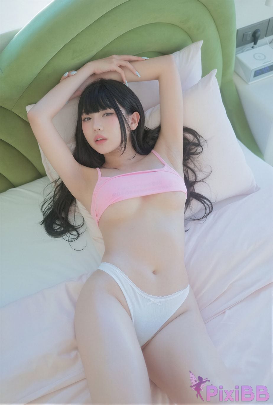 AI Enhanced Dongeuran round Baby Oil PixiBB.COM 046