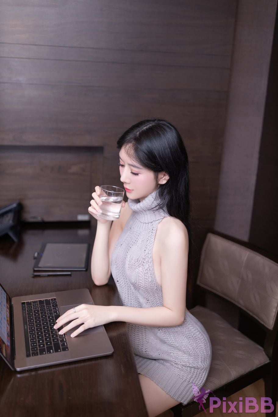 No watermark for in app purchases Xie Xiaoan backless sweater PixiBB.COM 021.JPG