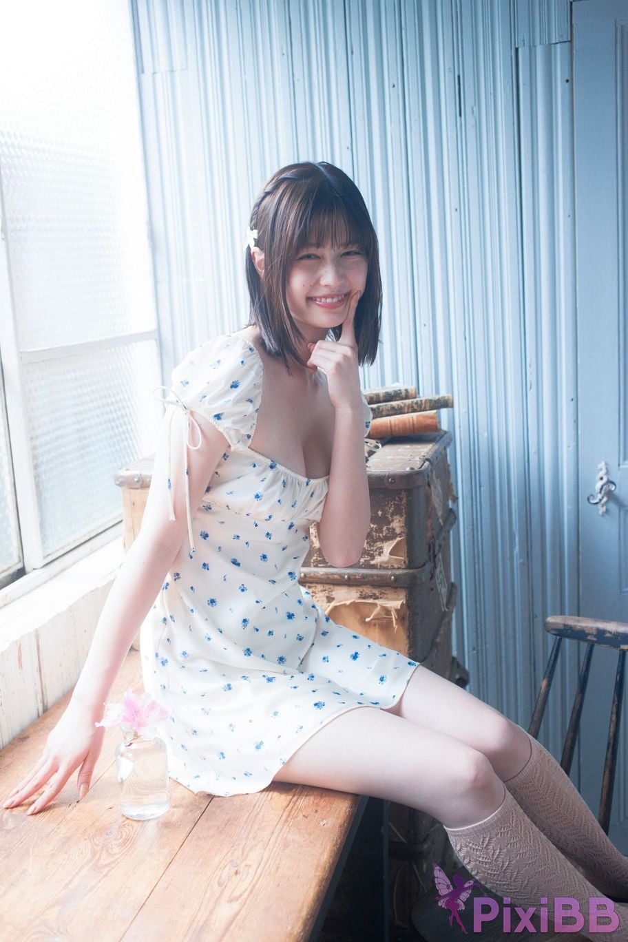 Japanese Idol Yuzuha Saeki A facial expression that arouses delusion SPA digital photo book PixiBB.COM 002