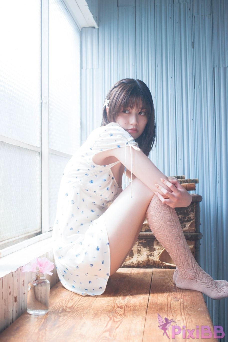 Japanese Idol Yuzuha Saeki A facial expression that arouses delusion SPA digital photo book PixiBB.COM 004