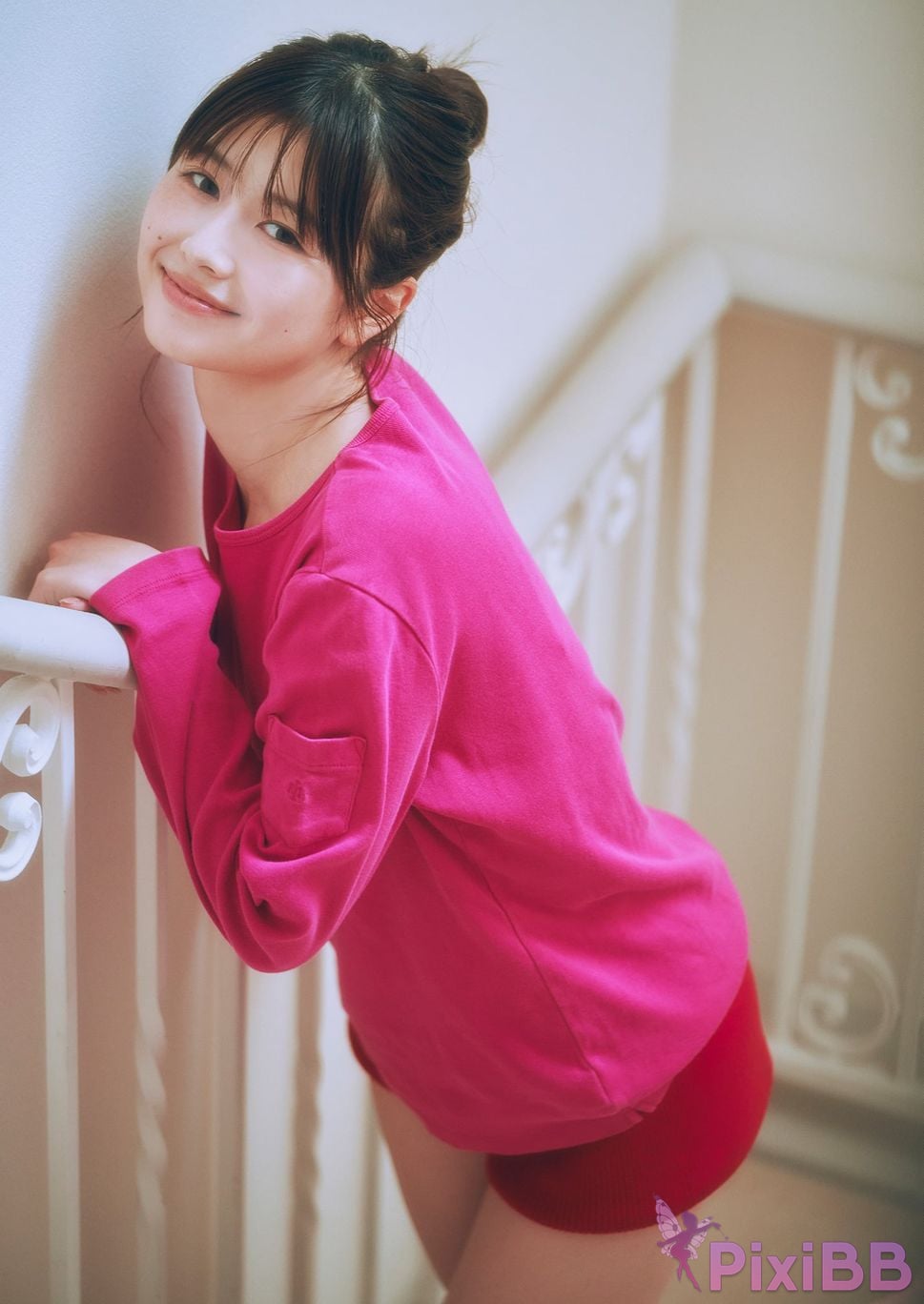 Japanese Idol Yuzuha Saeki Lo fi Girl PixiBB.COM 023