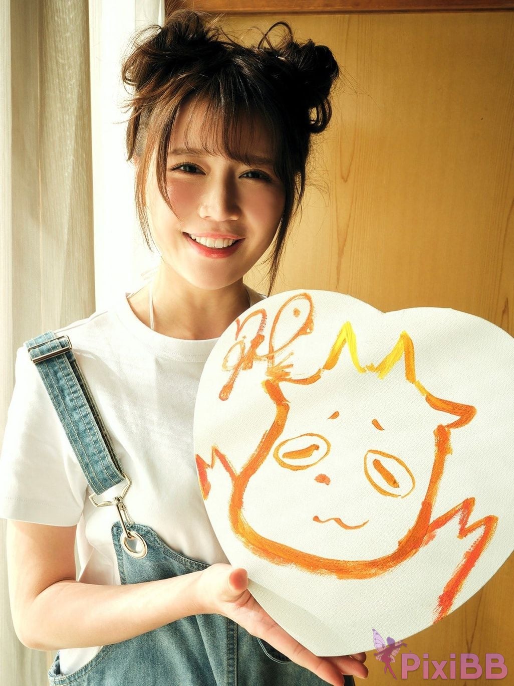 Japanese Idol Yuka Kohinata sabra net e Book COVER DX Flowers blooming in the sun PixiBB.COM 036