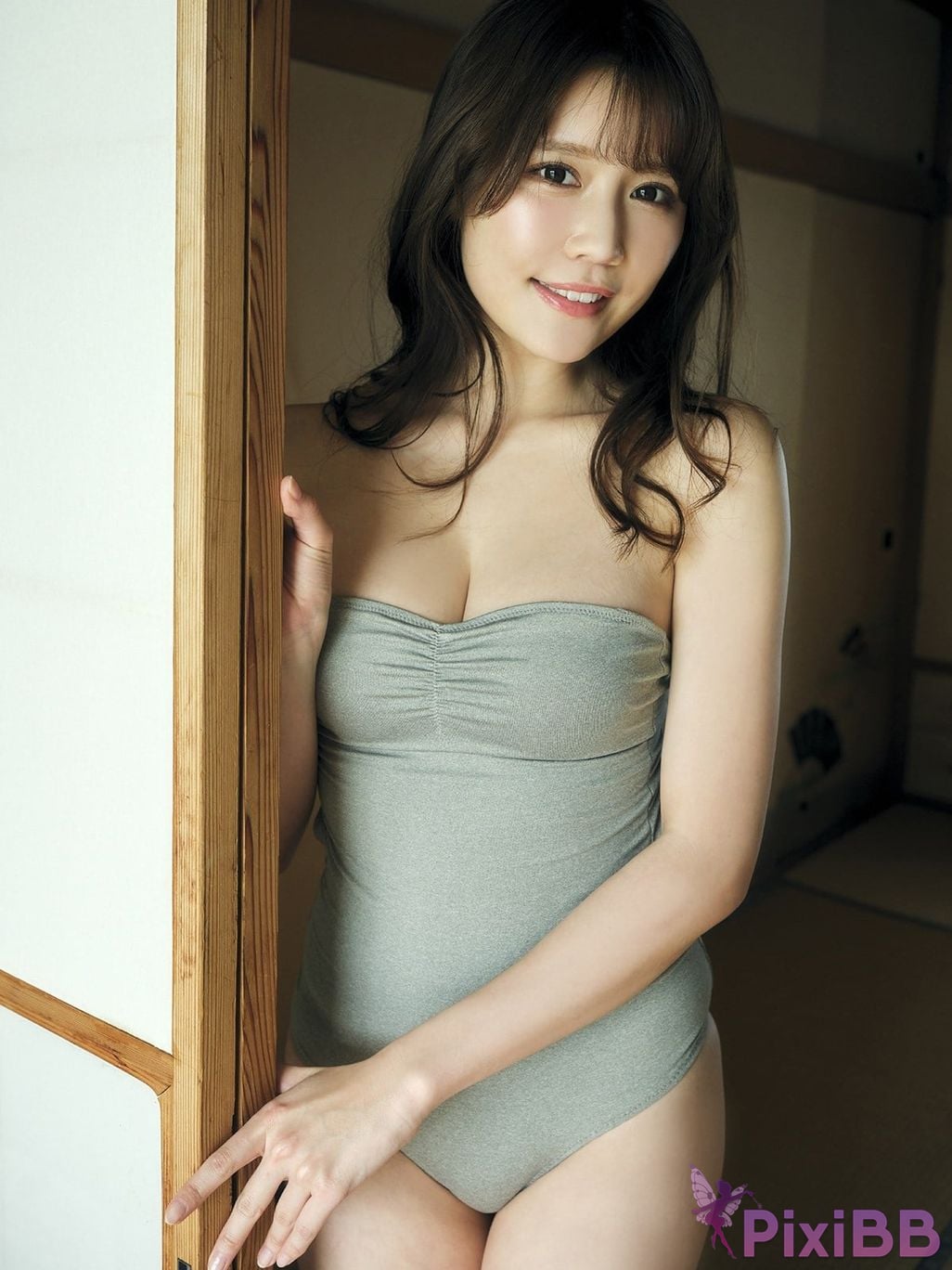 Japanese Idol Yuka Kohinata sabra net e Book COVER DX Flowers blooming in the sun PixiBB.COM 067