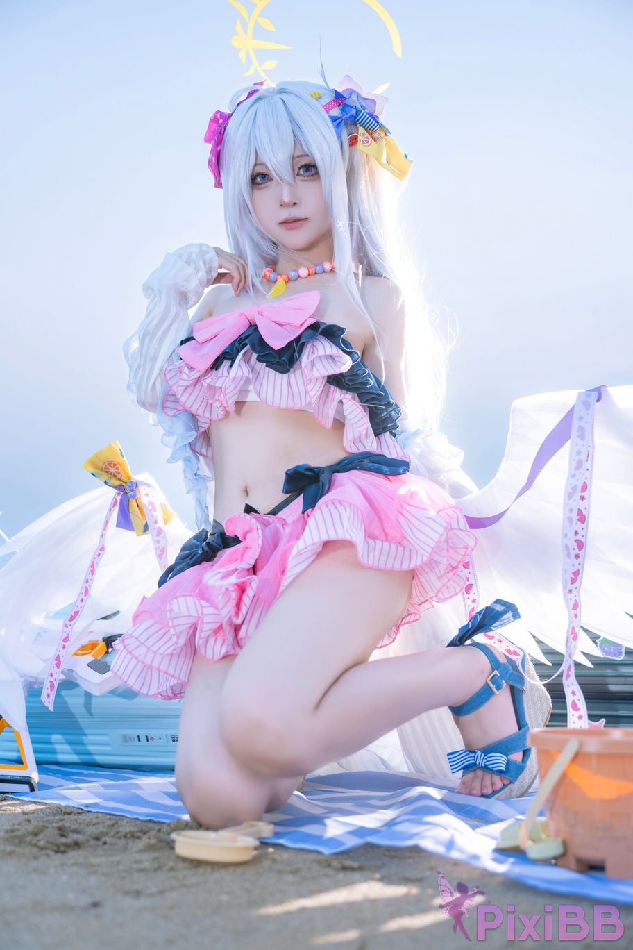 Cosplayer vector fish Blue Archive Azusa Shirasu swimsuit PixiBB.COM 007