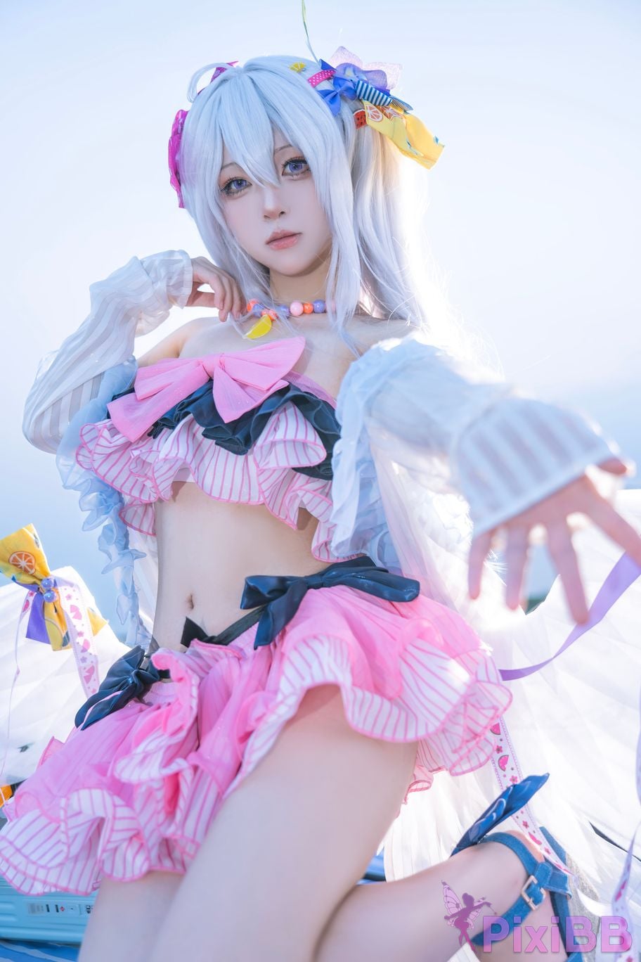 Cosplayer vector fish Blue Archive Azusa Shirasu swimsuit PixiBB.COM 008