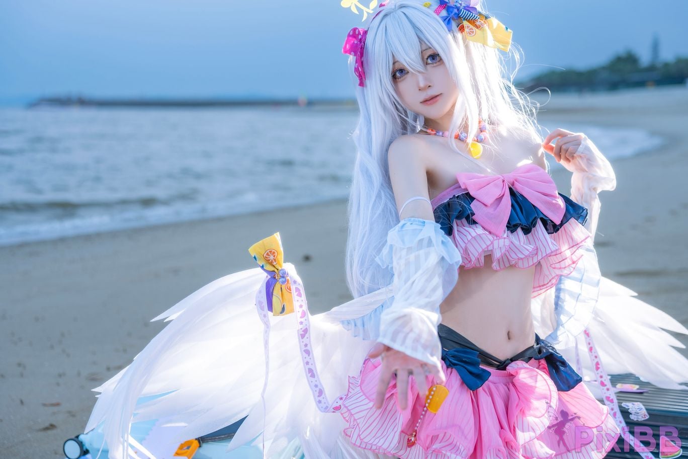 Cosplayer vector fish Blue Archive Azusa Shirasu swimsuit PixiBB.COM 010