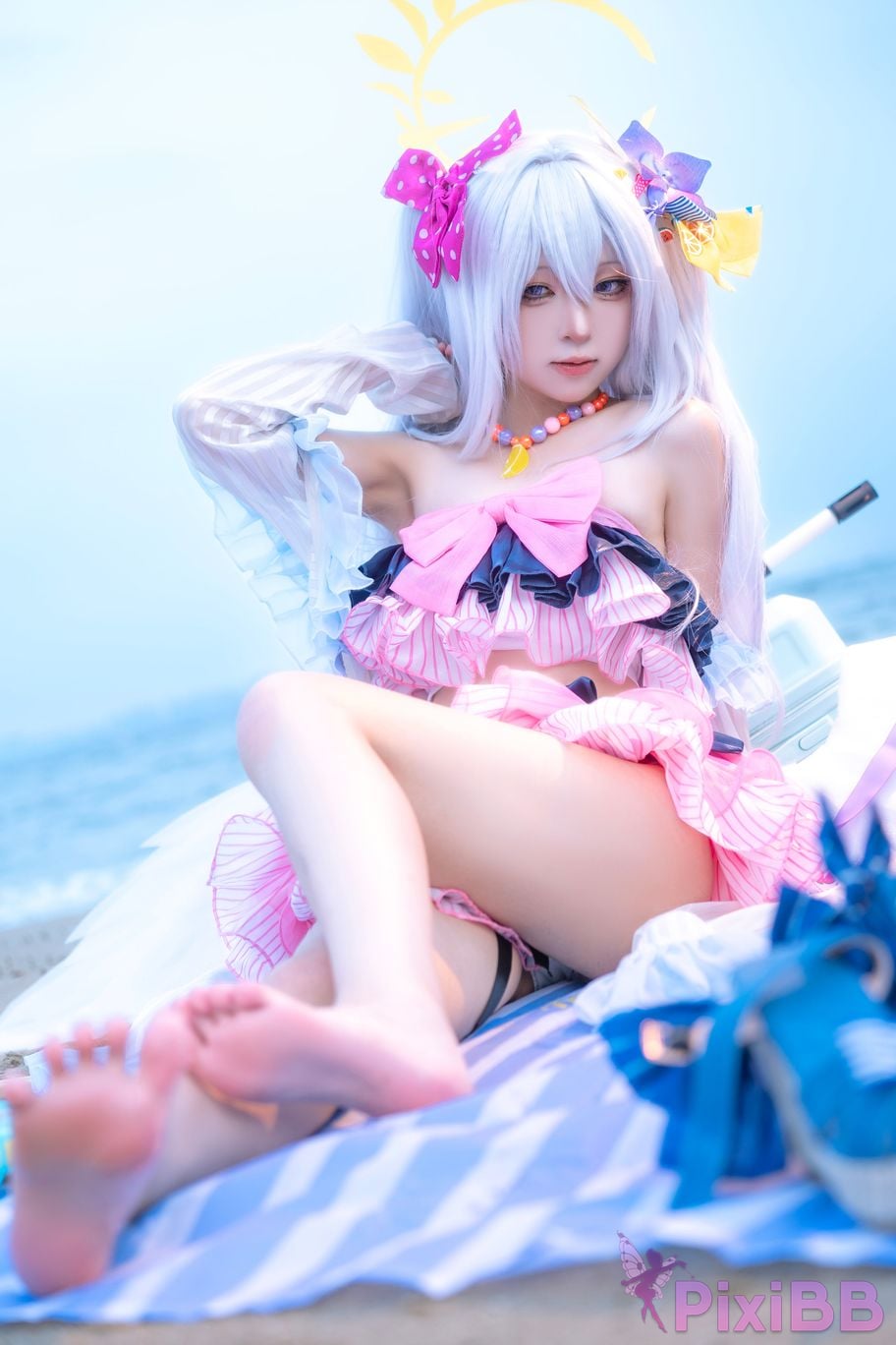 Cosplayer vector fish Blue Archive Azusa Shirasu swimsuit PixiBB.COM 016