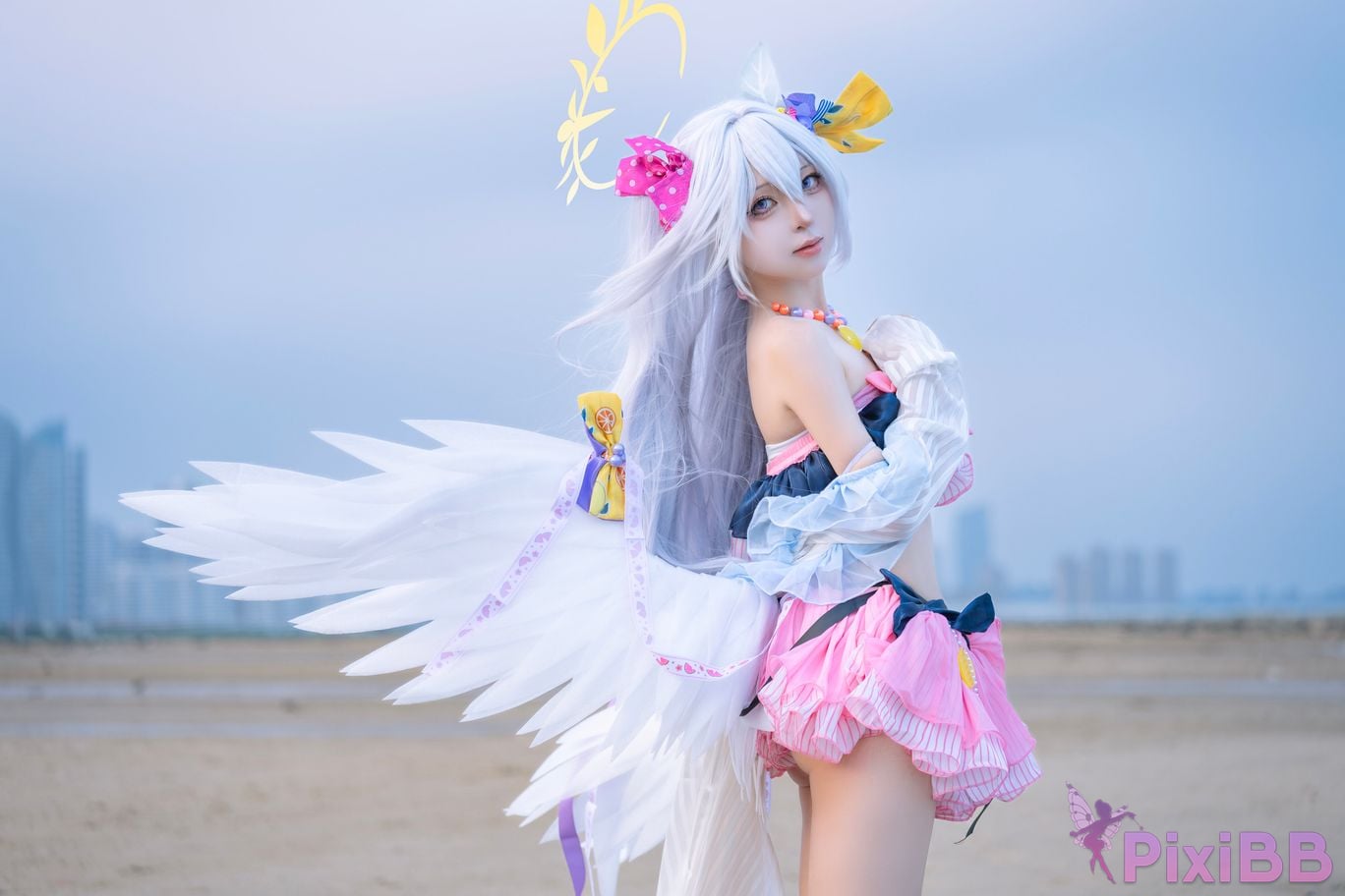 Cosplayer vector fish Blue Archive Azusa Shirasu swimsuit PixiBB.COM 021