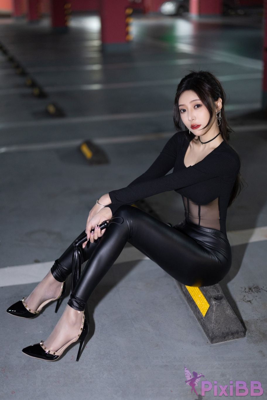 No watermark for in app purchases Wang Xinyao Yanni Black leather pants and mesh top PixiBB.COM 010