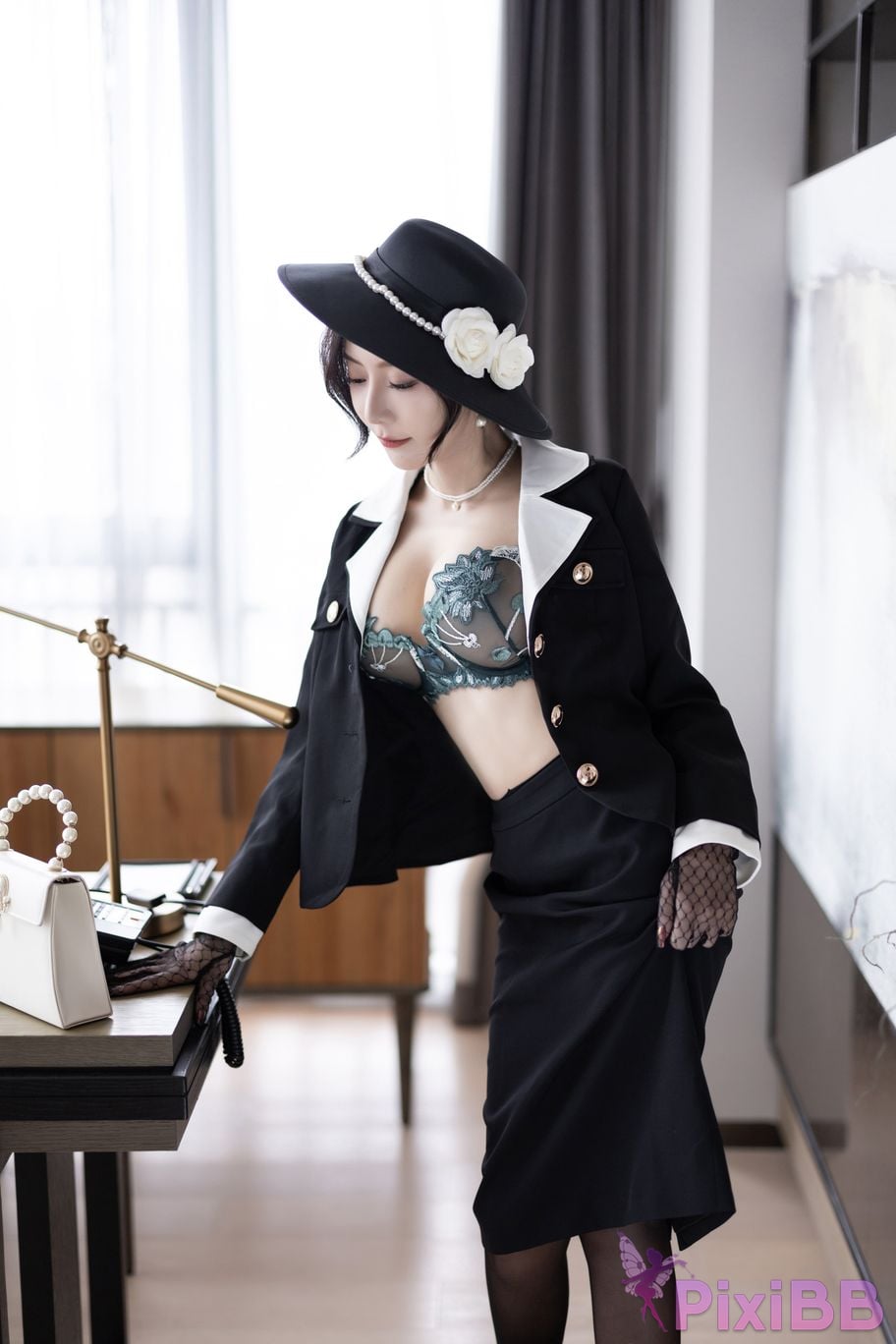 No watermark for in app purchases Wang Xinyao Yanni Black suit retro PixiBB.COM 015