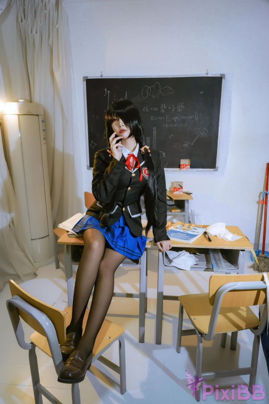 Cosplayer Second Assistant Nisa Tokisaki Kurumi uniform PixiBB.COM 001