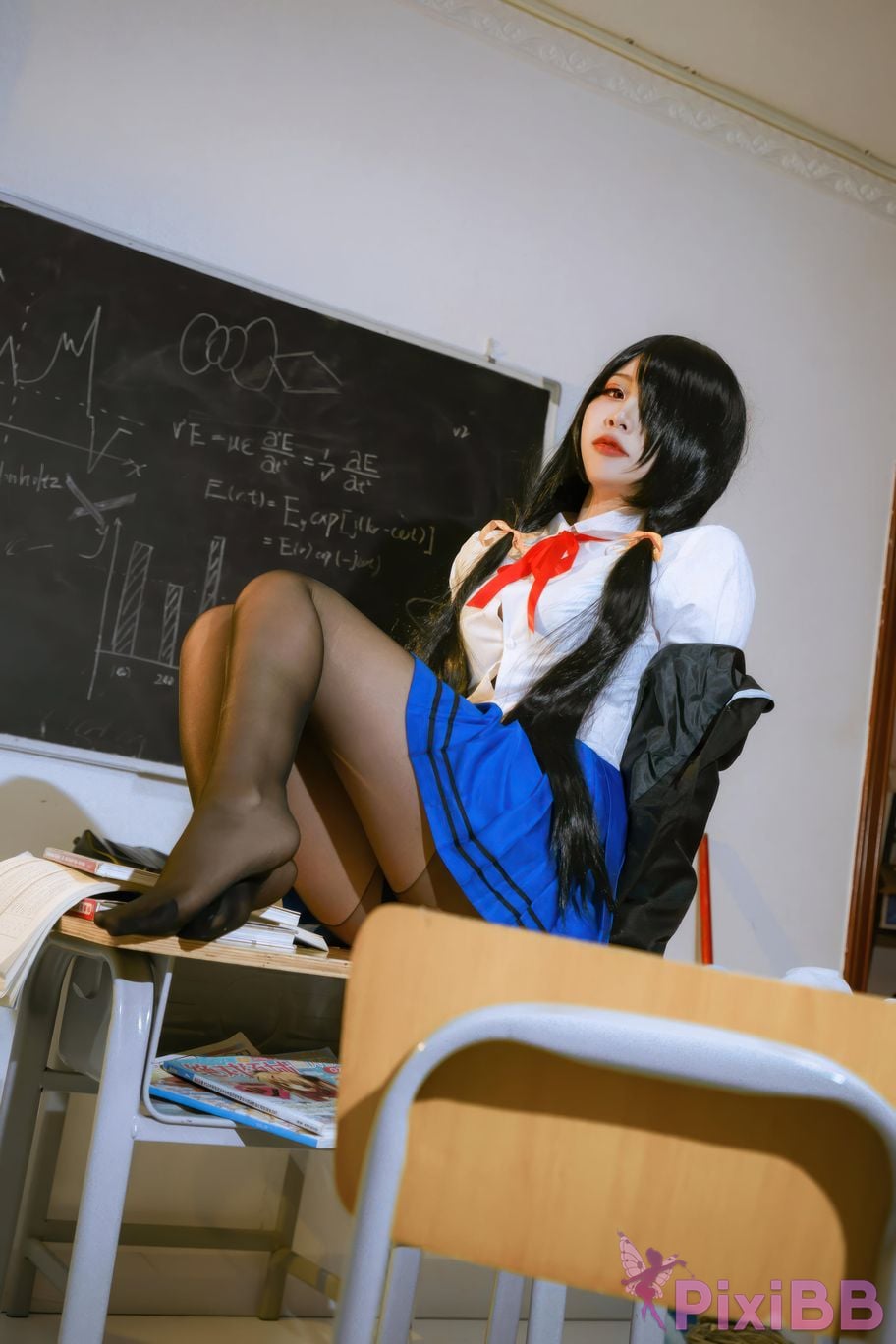 Cosplayer Second Assistant Nisa Tokisaki Kurumi uniform PixiBB.COM 014