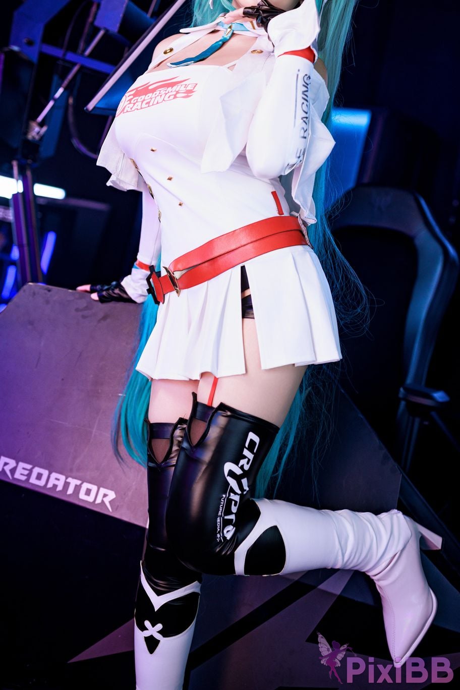 Cosplayer A Xuexue racing MIKU PixiBB.COM 011