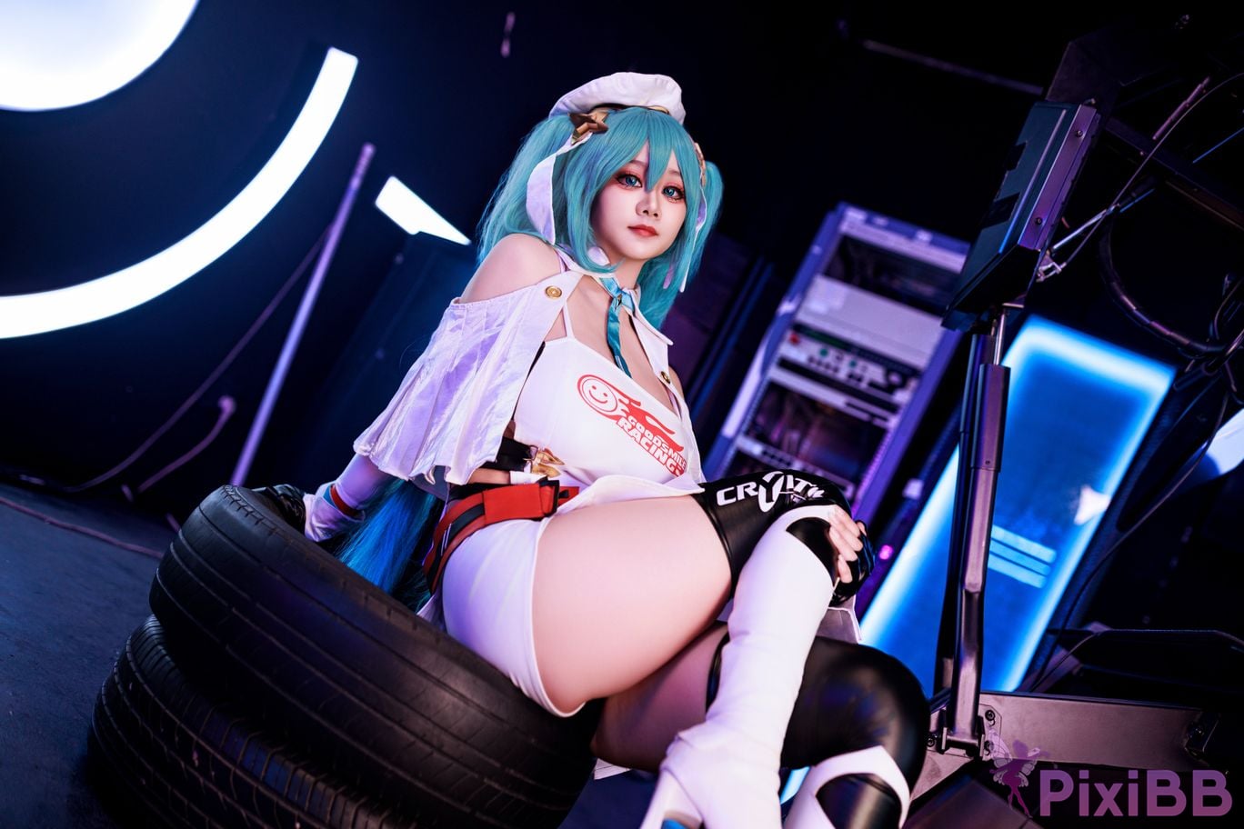 Cosplayer A Xuexue racing MIKU PixiBB.COM 021