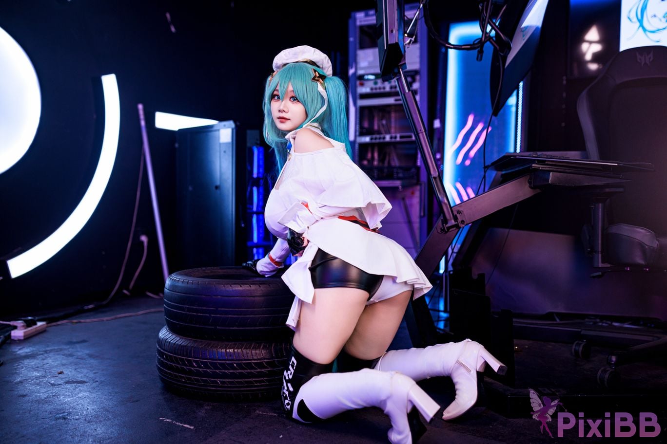 Cosplayer A Xuexue racing MIKU PixiBB.COM 028