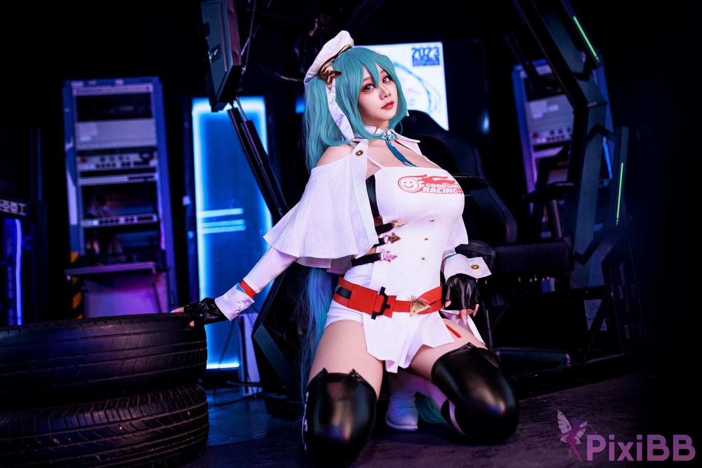 Cosplayer A Xuexue racing MIKU PixiBB.COM 030
