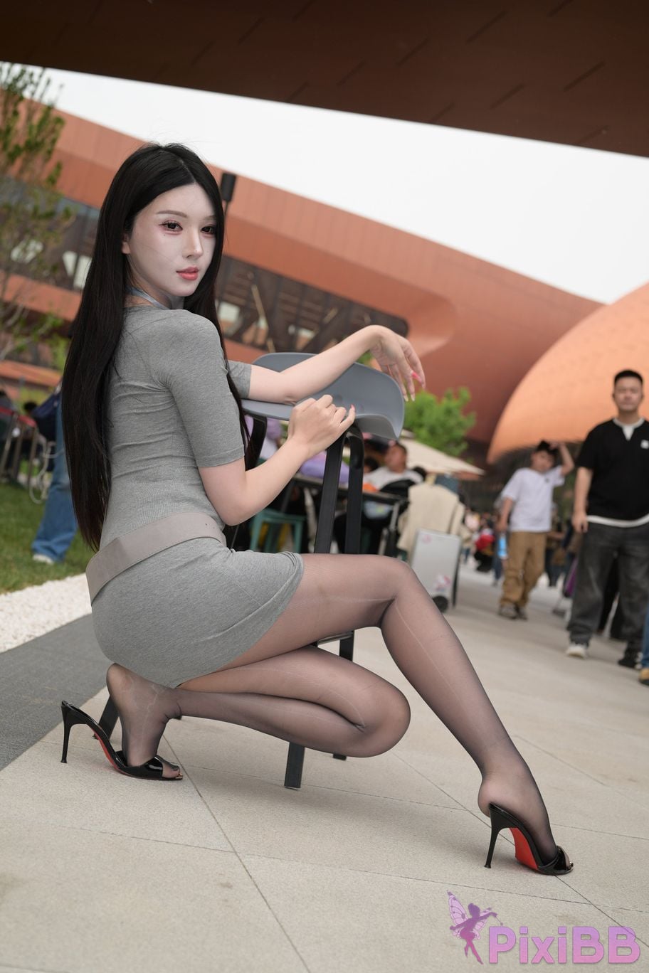 Featured Street Photography Works No.5805 Beautiful legs black silk Yeon hee PixiBB.COM 056