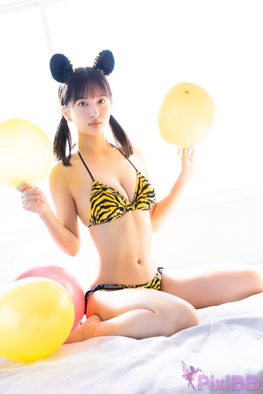 Japanese Idol Rina Saito Misumagas Asoviva Year end and New holidays Chinese zodiac cosplay SP Yanmaga Digital Photo Album PixiBB.COM 008