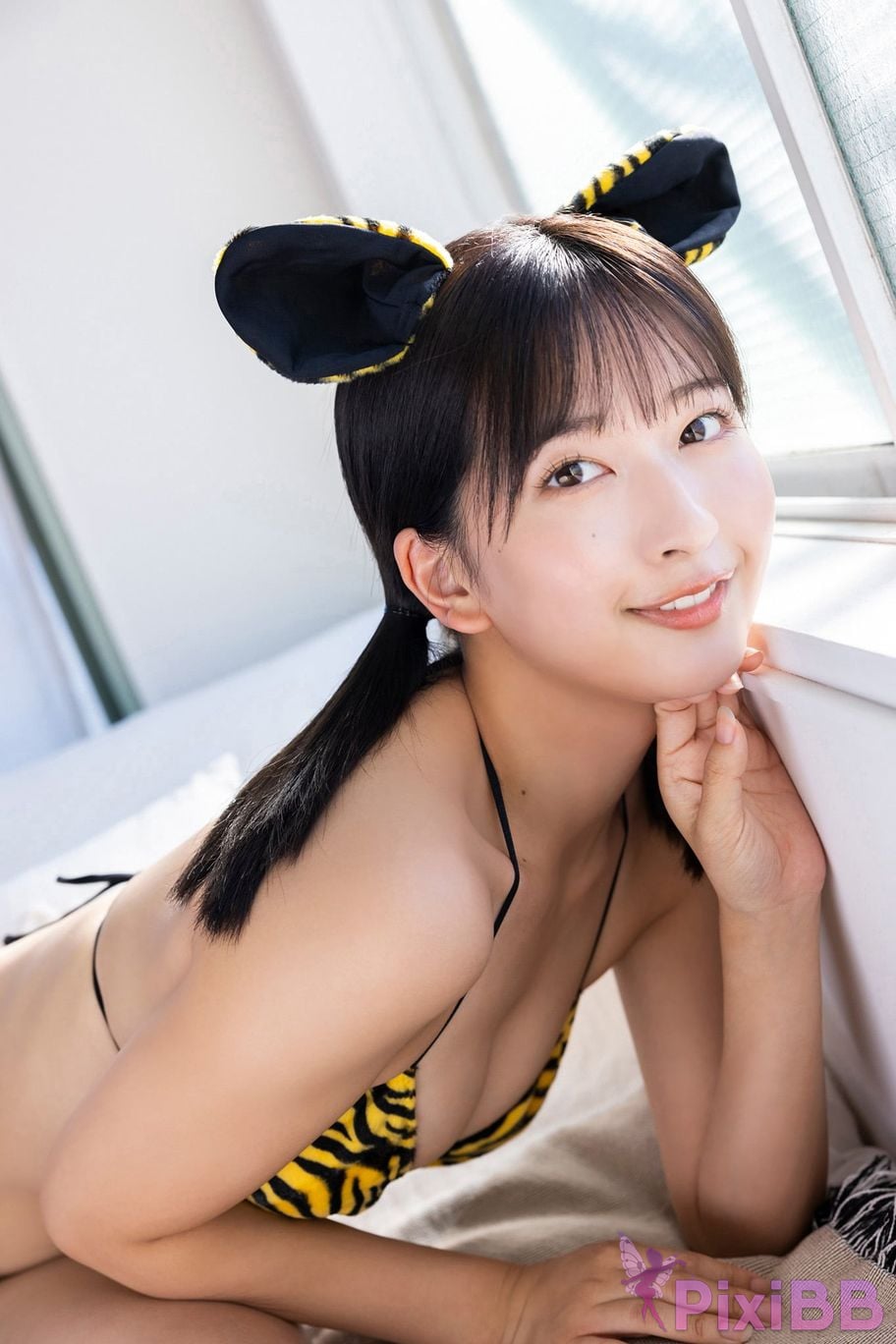 Japanese Idol Rina Saito Misumagas Asoviva Year end and New holidays Chinese zodiac cosplay SP Yanmaga Digital Photo Album PixiBB.COM 009