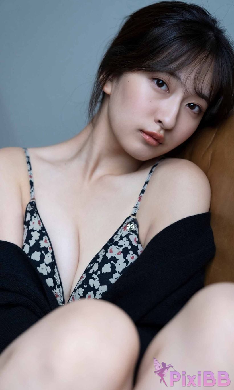 Japanese Idol Rina Saito Digital Exclusive Pretty and Beautiful is Cheating PixiBB.COM 050