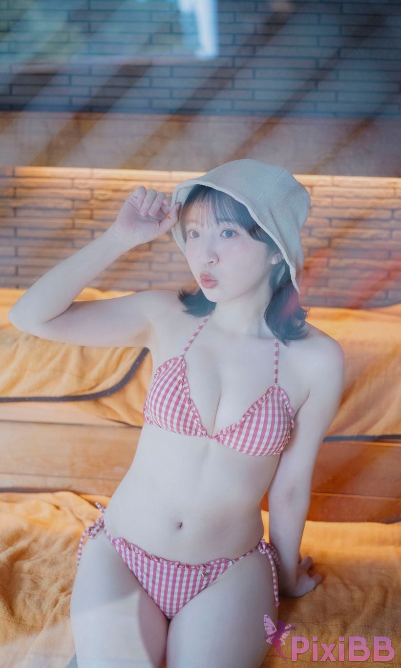 Japanese Idol Moe Toyota large increase photo collection Day by weekly play BOOK PixiBB.COM 062