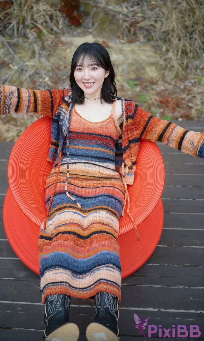 Japanese Idol Moe Toyota large increase photo collection Day by weekly play BOOK PixiBB.COM 086