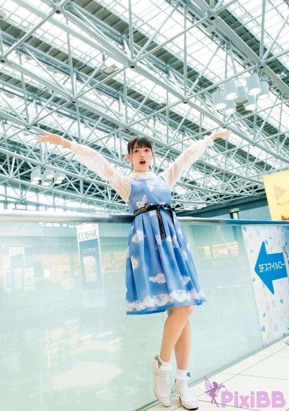 Japanese Idol Sumire Uesaka Kamisaka JAPAN Violet Hearing Record Kadokawa digital photo book PixiBB.COM 175