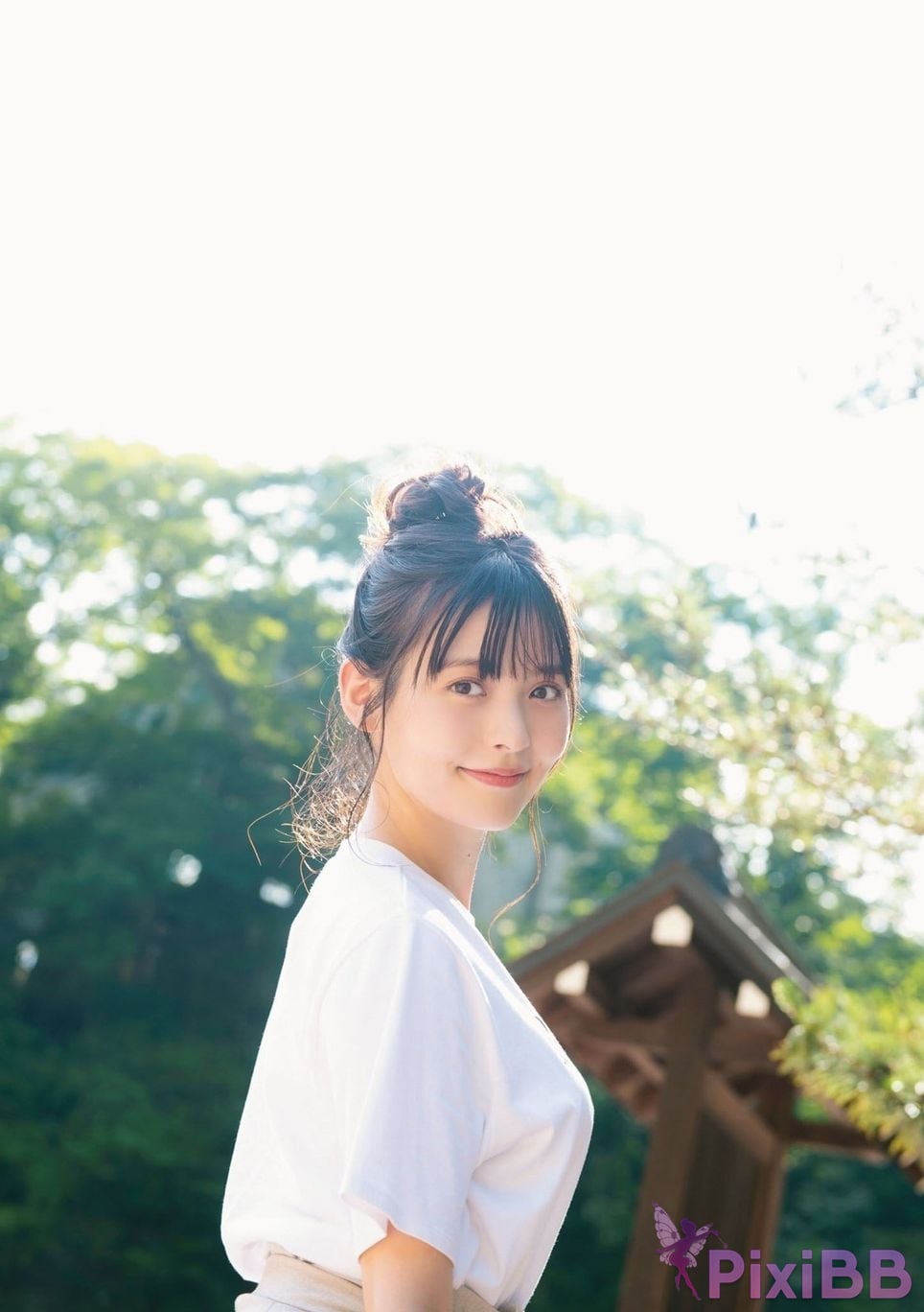 Japanese Idol Sumire Uesaka Kamisaka JAPAN Violet Hearing Record Kadokawa digital photo book PixiBB.COM 212