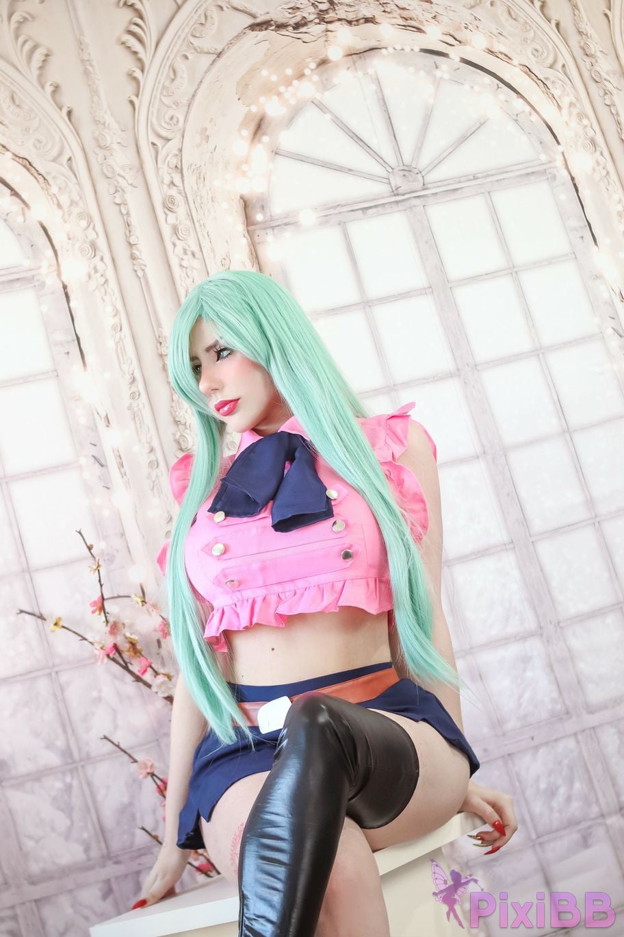Giu Hellsing Elizabeth Liones PixiBB.COM 27